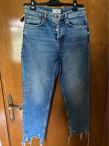 Mango jean