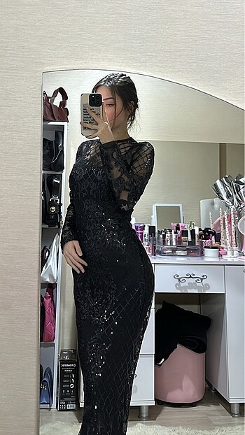 Kadın abiye