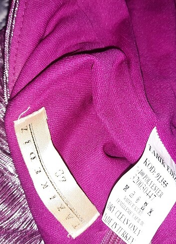 40 Beden pembe Renk Toz Pembe pudra pembe boyundan bağlanan muhteşem bir elbise