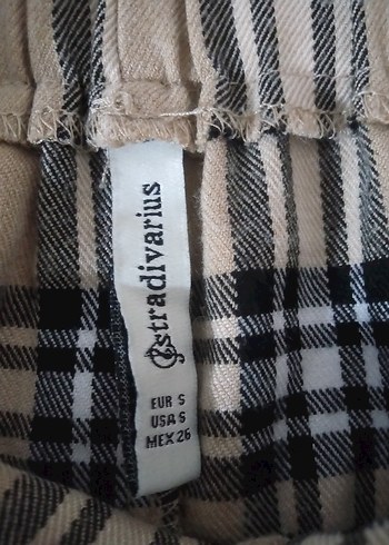 Ekoseli Kemerli Mini Şort - Görsel 3