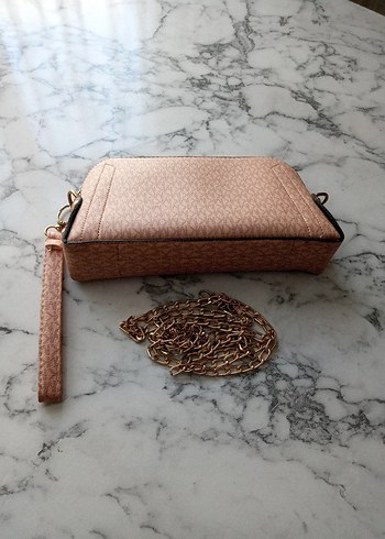 Bej Yılan Desenli Zincir Detaylı Deri Çanta - Görsel 4