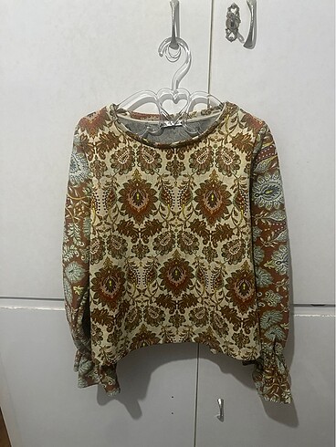 Zara karışık desen kolları kabarık havalı sweat