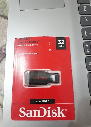 SanDisk 32GB Usb Flash Bellek