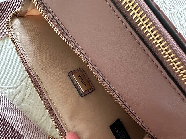  Beden Guess çanta