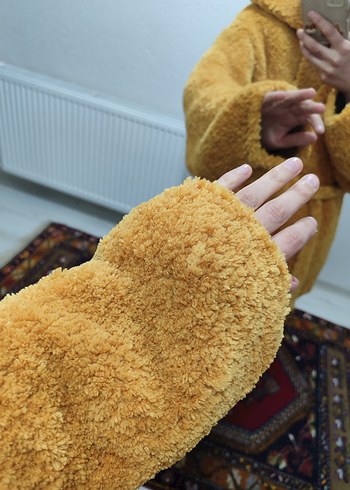 Sarı Peluş El Örgüsü Midi Boy Ceket - Görsel 4