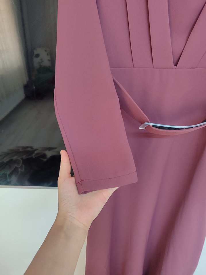 Gül kurusuV Yakalı Kemerli Uzun Elbise  - Görsel 3