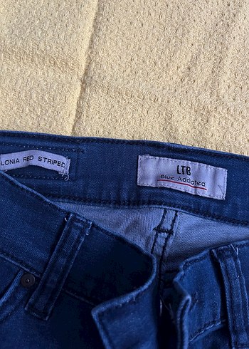 Kadın Koyu Mavi Çizgili Denim Pantolon - Görsel 2