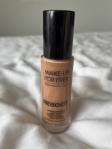 Makeup Forever Reboot Y412 fondoten