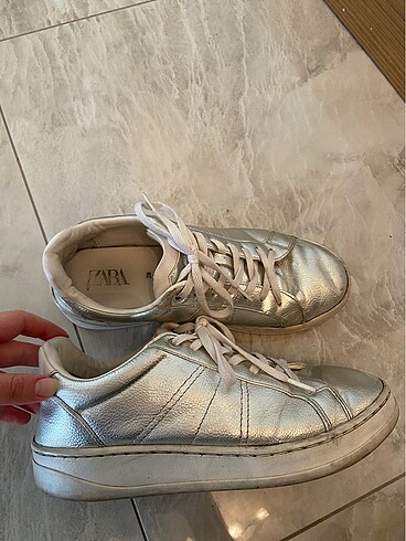 Zara Zara marka gümüş spor ayakkabı