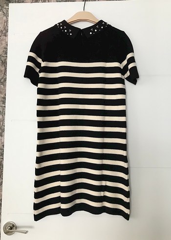 Kısa Kollu Siyah Beyaz Çizgili Triko Elbise - Görsel 2