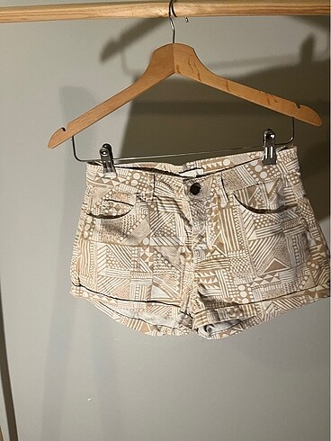 H&M şort