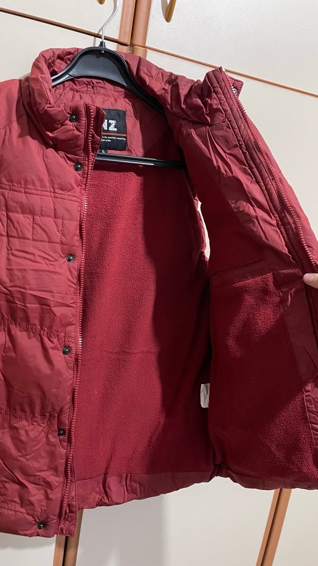 Bordo Düğmeli Fermuarlı Yelek, Yüksek Yakalı - Görsel 2