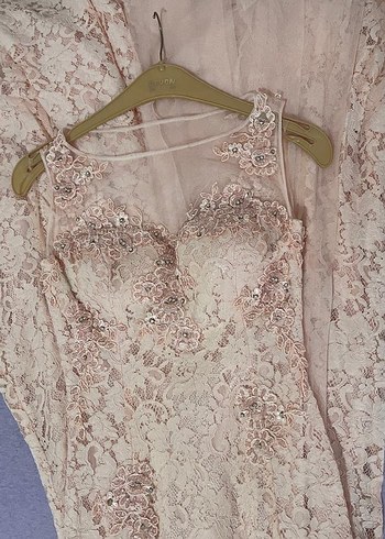 Dantelli Uzun Pembe V Yaka Abiye Elbise - Görsel 7