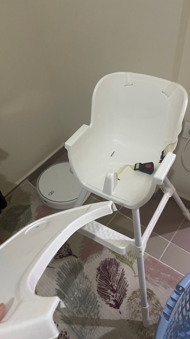 Beyaz Bebek Mama Sandalyesi - Görsel 3