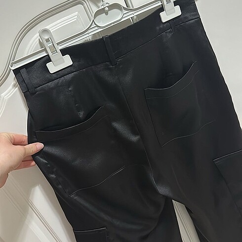 xs Beden siyah Renk Zara saten kargo pantolon