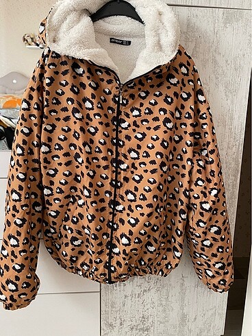 Leopar desenli mont