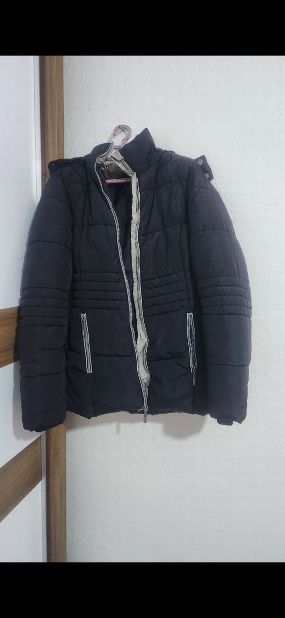 Siyah Kürklü Kadın Kışlık Mont - Görsel 3