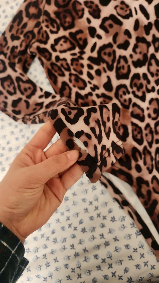 Leopar Desenli Uzun Kollu Kadın Bluz - Görsel 2