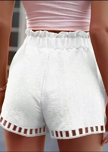 Diğer Dantel Detaylı Beyaz Mini Şort