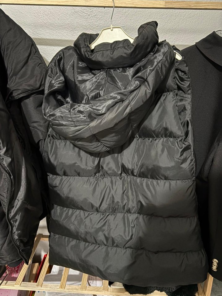 Siyah Fermuarlı Kadın Yelek - Görsel 4