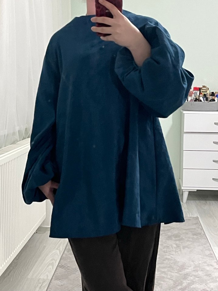 Mavi saten Salaş Uzun Kollu Bluz - Görsel 3