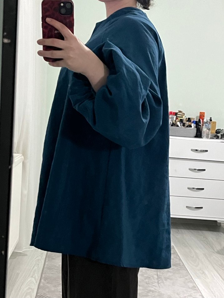 Mavi saten Salaş Uzun Kollu Bluz - Görsel 4