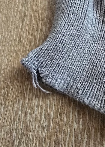 Gri Çizgili V Yaka Triko Kadın Kazak - Görsel 2