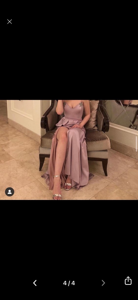 Nil Evgar Özel Tasarım Pudra Yırtmaçlı Abiye - Görsel 4