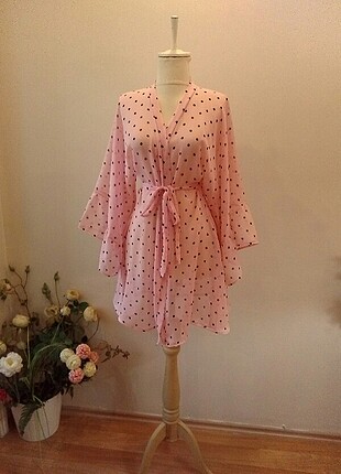 Puantiyeli kimono 