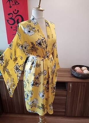 l Beden Sarı kimono