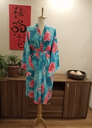 Desenli kimono