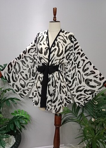 38 Beden çeşitli Renk Tasarım Kimono Pareo