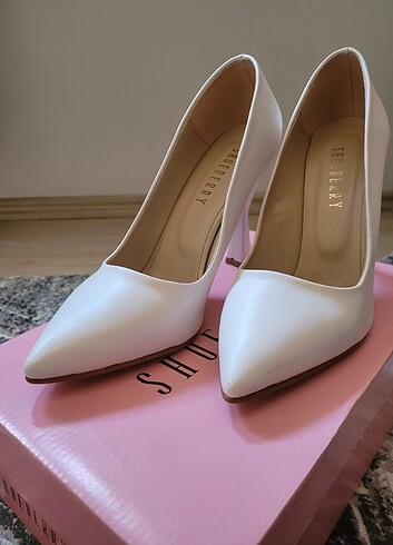 Shoeberry Beyaz Stiletto
