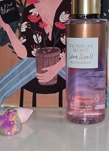 Beden Renk VİCTORİA'S SECRET VÜCUT SPREYİ