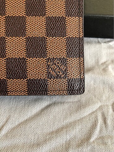 Louis Vuitton Lv bozuk para bölmeli cüzdan