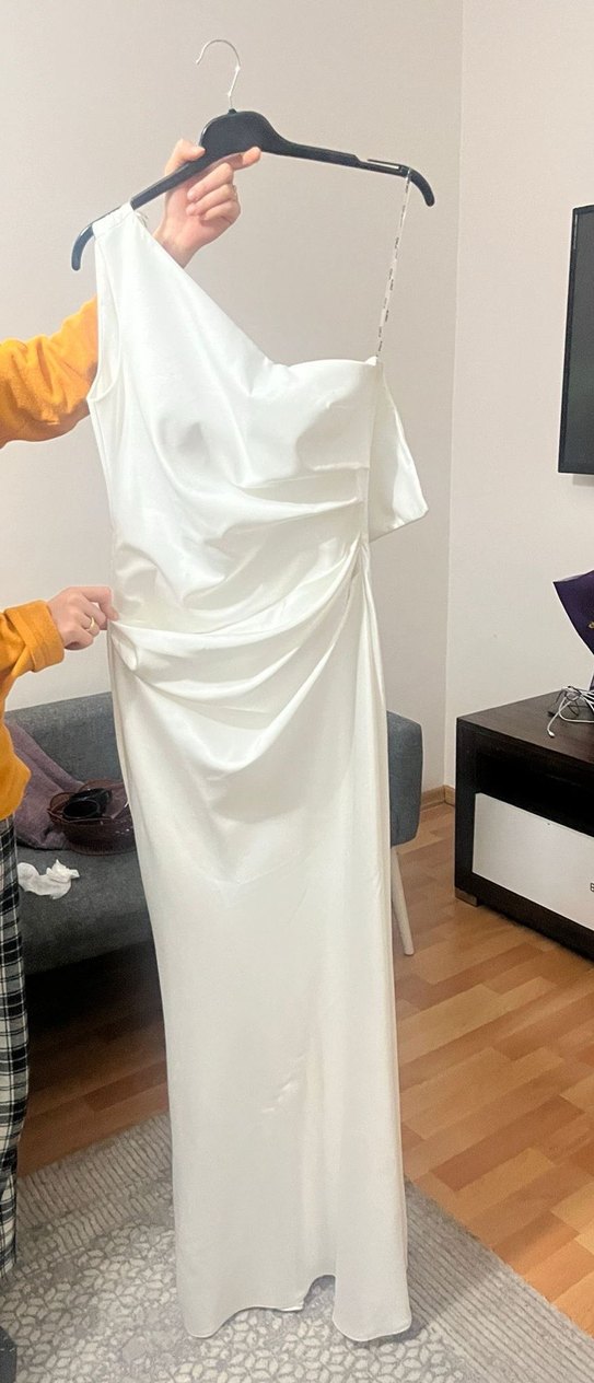 Straplez Beyaz A-Line Gelinlik - Görsel 5