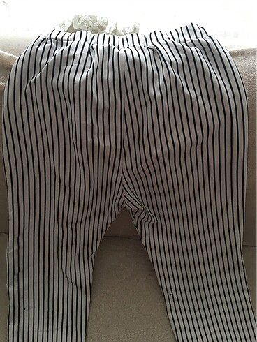 Siyah beyaz çizgili pantolon - Görsel 5