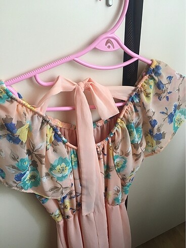 Çiçek desenli elbise - Görsel 3