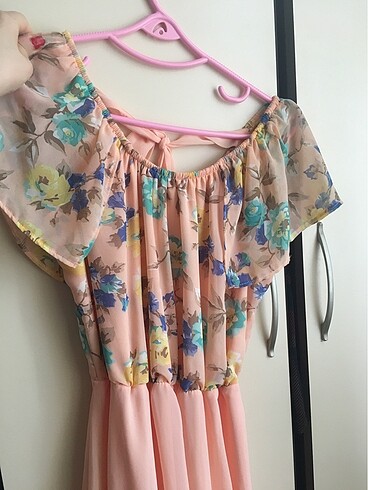 Çiçek desenli elbise - Görsel 4