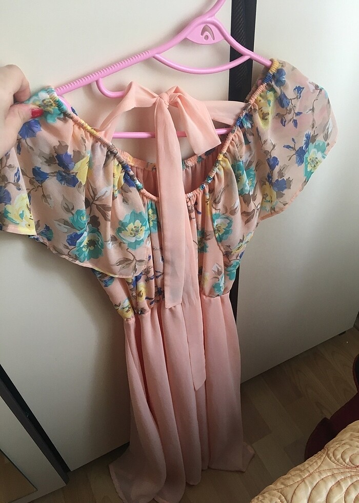 Çiçek desenli elbise - Görsel 2