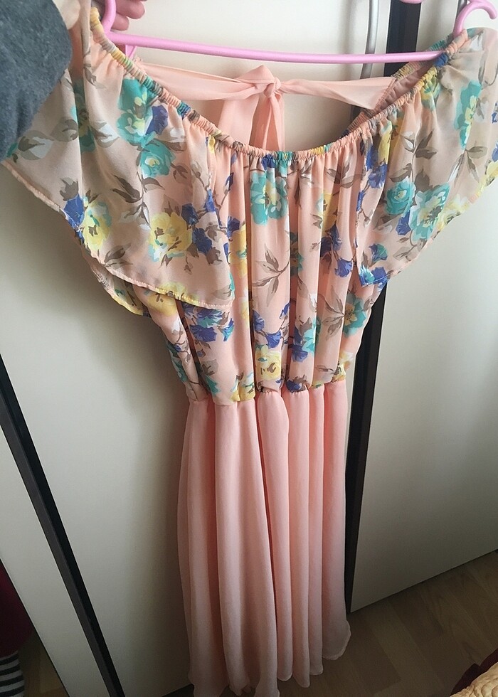 Çiçek desenli elbise - Görsel 5