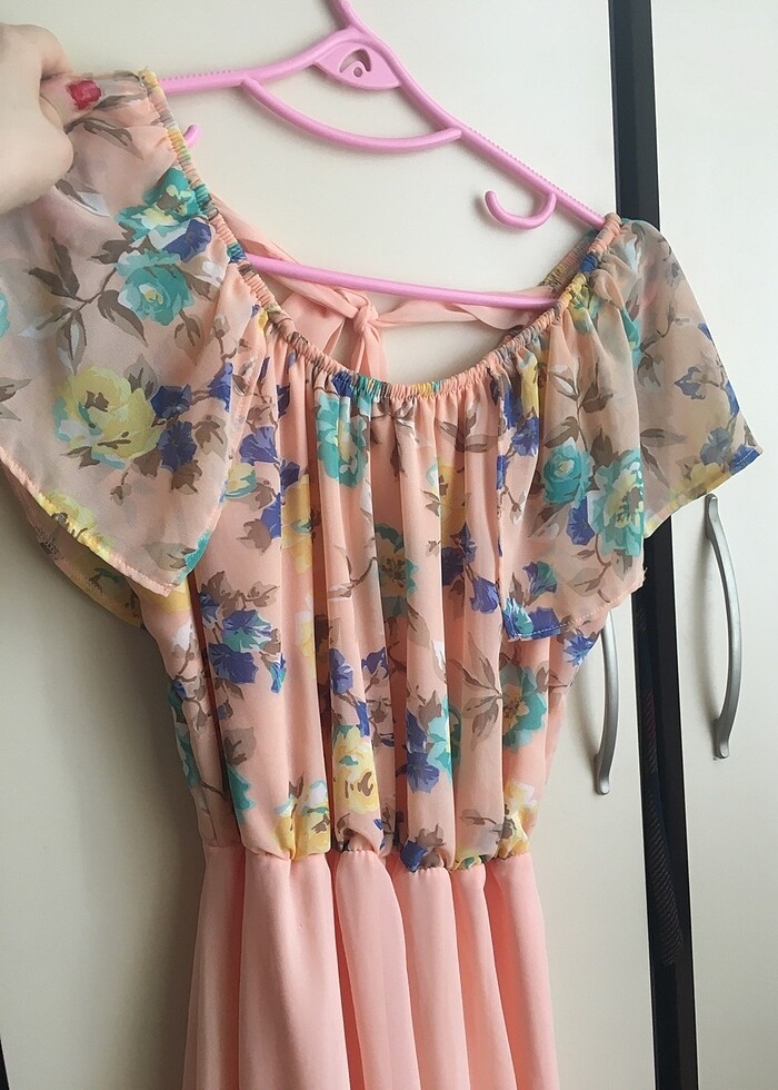 Çiçek desenli elbise - Görsel 4