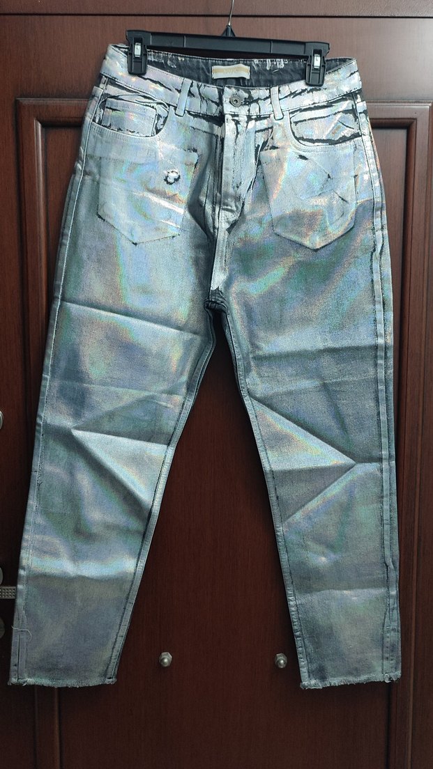 Gri Gümüş Metalik Parlak Renkli Mom Jean Kadın Kot Pantolon - Görsel 3