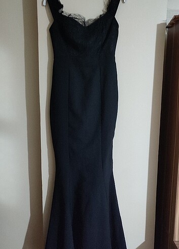 Fame İstanbul Siyah Dantelli Balık Abiye Elbise