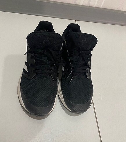 Adidas Spor ayakkabı