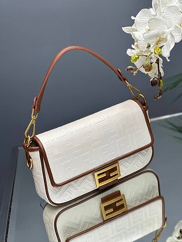  Beden Fendi Baguette