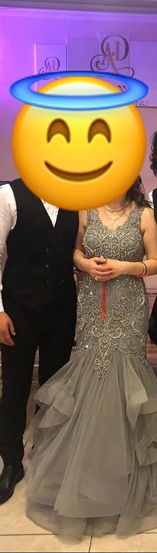 Nişan elbisesi
