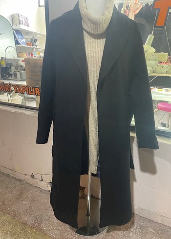 Siyah Uzun Kaban - Görsel 4