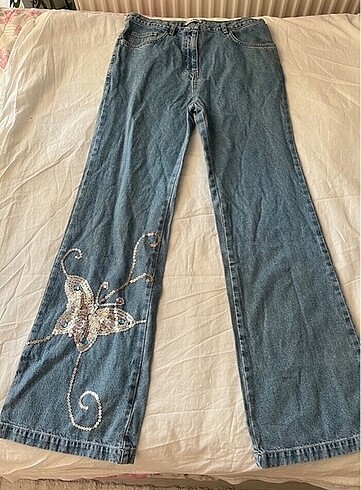 Pullu kelebek detaylı vintage jean