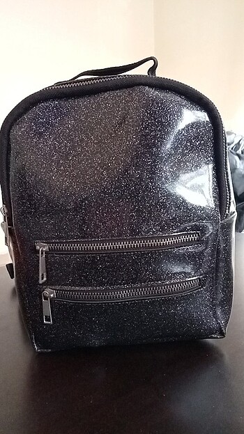 Silikonlu elastik sırt çantası